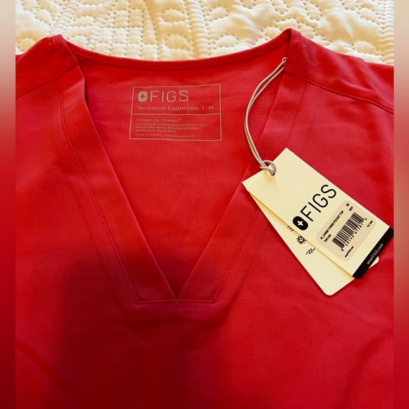 FIGS scrub set (hot coral) - Picture 6 of 6